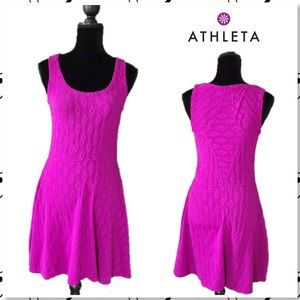 Athleta Small Flirt Flutter Dress in Excellent condition